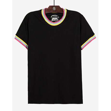 1-t-shirt-preta-gola-e-punhos-coloridos-104570